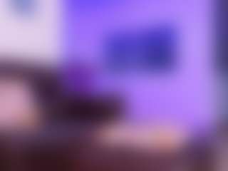 Lara Giraldo's Live Sex Cam Show