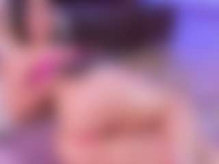 Lara Giraldo's Live Sex Cam Show
