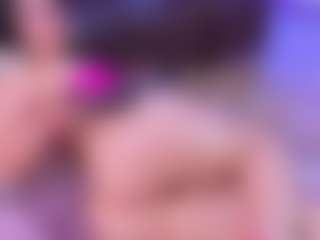 Lara Giraldo's Live Sex Cam Show