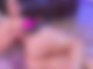 Lara Giraldo's Live Sex Cam Show