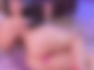 Lara Giraldo's Live Sex Cam Show