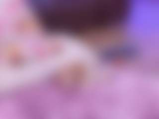 Live cam show with Lara Giraldo - HD on madthumbs