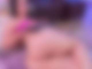 Lara Giraldo's Live Sex Cam Show