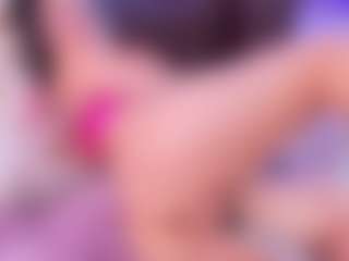 Lara Giraldo's Live Sex Cam Show