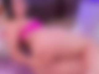 Lara Giraldo's Live Sex Cam Show