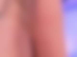 Live cam show with Lara Giraldo - Ass Bouncing on Camsoda