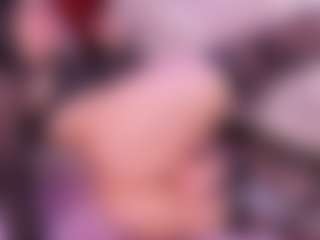 Lara Giraldo's Live Sex Cam Show