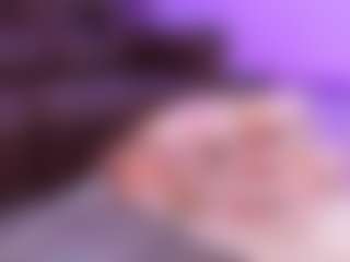 Lara Giraldo's Live Sex Cam Show