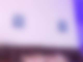 Lara Giraldo's Live Sex Cam Show