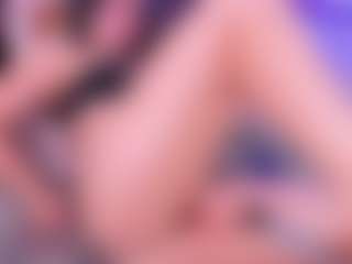 Lara Giraldo's Live Sex Cam Show