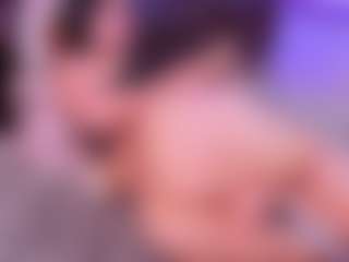 Lara Giraldo's Live Sex Cam Show