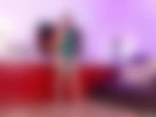 Live cam show with Lara Giraldo - Squirt on Camsoda