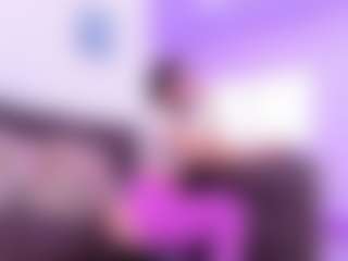 Lara Giraldo's Live Sex Cam Show