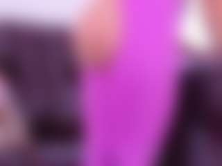 Lara Giraldo's Live Sex Cam Show