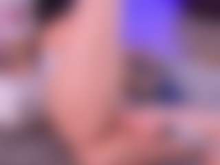 Lara Giraldo's Live Sex Cam Show