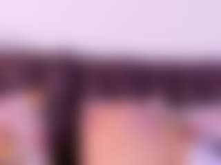 Lara Giraldo's Live Sex Cam Show