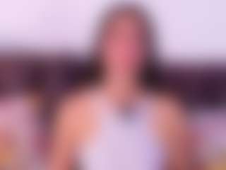 Lara Giraldo's Live Sex Cam Show