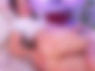 Lara Giraldo's Live Sex Cam Show