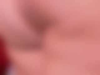 Lara Giraldo's Live Sex Cam Show