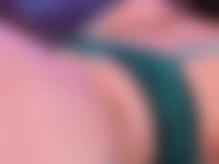 Lara Giraldo's Live Sex Cam Show