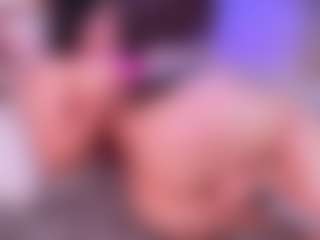 Lara Giraldo's Live Sex Cam Show