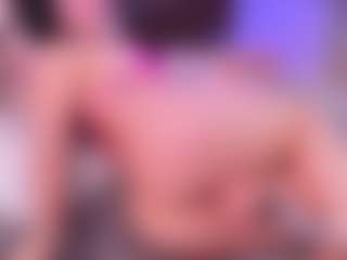 Lara Giraldo's Live Sex Cam Show