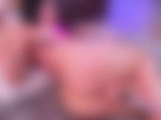 Lara Giraldo's Live Sex Cam Show