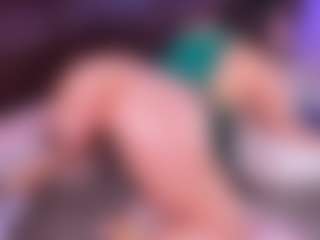 Lara Giraldo's Live Sex Cam Show