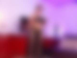Lara Giraldo's Live Sex Cam Show