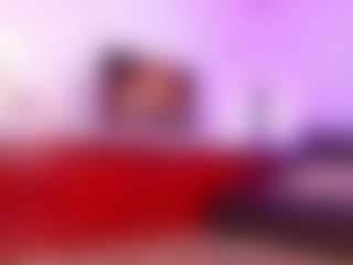 Lara Giraldo's Live Sex Cam Show