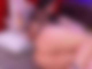 Lara Giraldo's Live Sex Cam Show