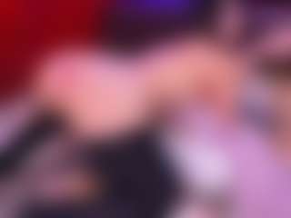 Lara Giraldo's Live Sex Cam Show