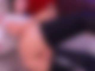 Live cam show with Lara Giraldo - Squirt on TottyGirls