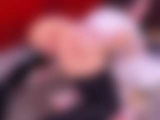 Live cam show with Lara Giraldo - Big Ass on Mixed Magazine Live
