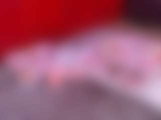 Lara Giraldo's Live Sex Cam Show