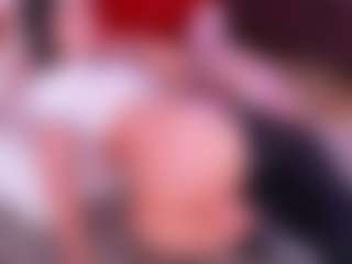 Lara Giraldo's Live Sex Cam Show