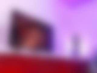 Lara Giraldo's Live Sex Cam Show