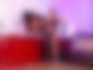 Lara Giraldo's Live Sex Cam Show