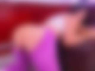 Lara Giraldo's Live Sex Cam Show