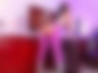 Lara Giraldo's Live Sex Cam Show