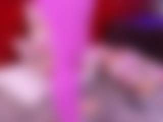 Lara Giraldo's Live Sex Cam Show