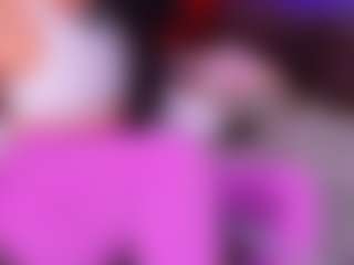 Lara Giraldo's Live Sex Cam Show
