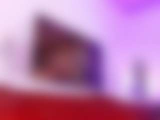 Lara Giraldo's Live Sex Cam Show