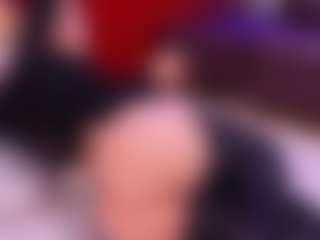 Lara Giraldo's Live Sex Cam Show