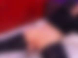 Lara Giraldo's Live Sex Cam Show