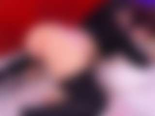 Live cam show with Lara Giraldo - Double Penetration on chickslive.net