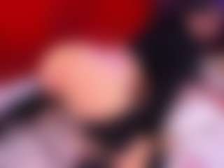 Live cam show with Lara Giraldo - Double Penetration on live18s.com