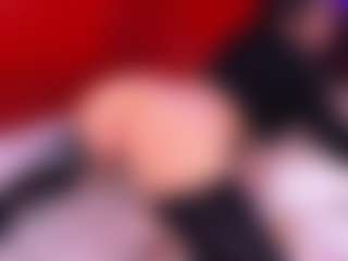 Lara Giraldo's Live Sex Cam Show