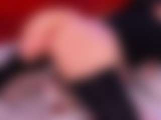 Lara Giraldo's Live Sex Cam Show