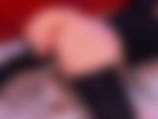 Lara Giraldo's Live Sex Cam Show
